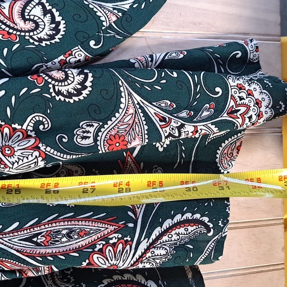 Weekend Suzanne Betro Green Paisley Boho Peasant Flowy Lightweight Blouse Top 2X - Picture 8 of 14